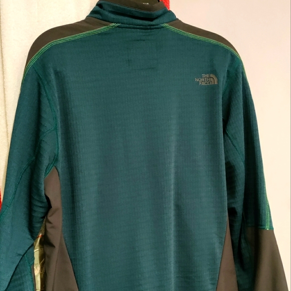 The North Face, Mountain Athletic Jacket. - Picture 3 of 7